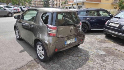 Toyota iQ 1.0 Sol (6)