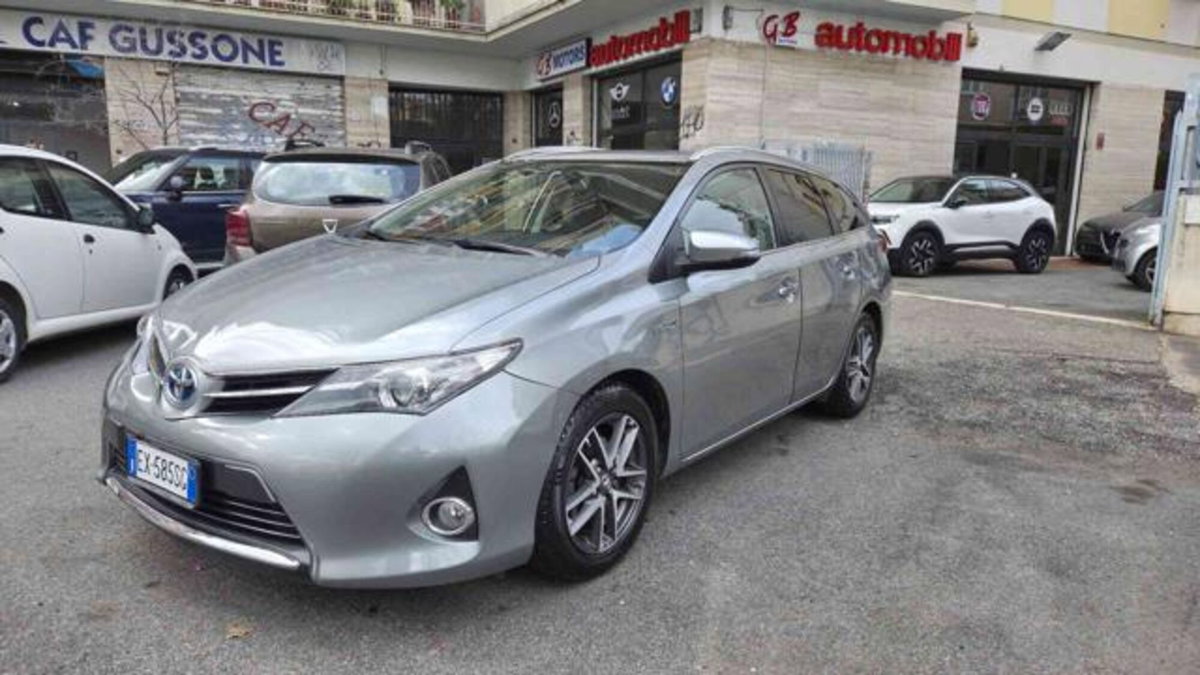 Toyota Auris Station Wagon 1.8 Hybrid Lounge