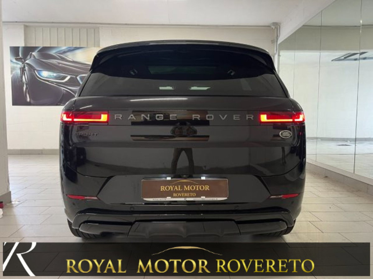 Land Rover Range Rover Sport 3.0D l6 249 CV HSE Dynamic Stealth (6)