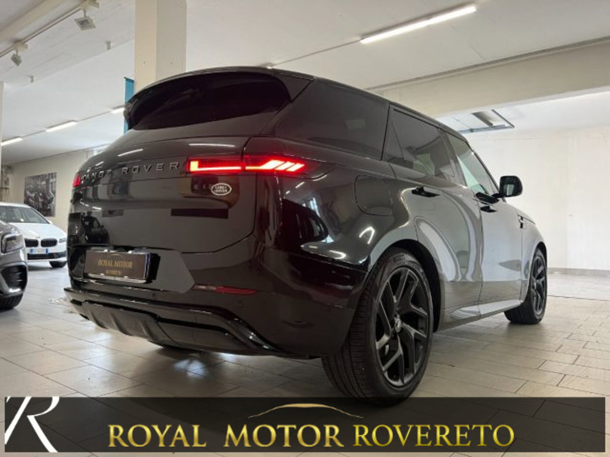 Land Rover Range Rover Sport 3.0D l6 249 CV HSE Dynamic Stealth (7)
