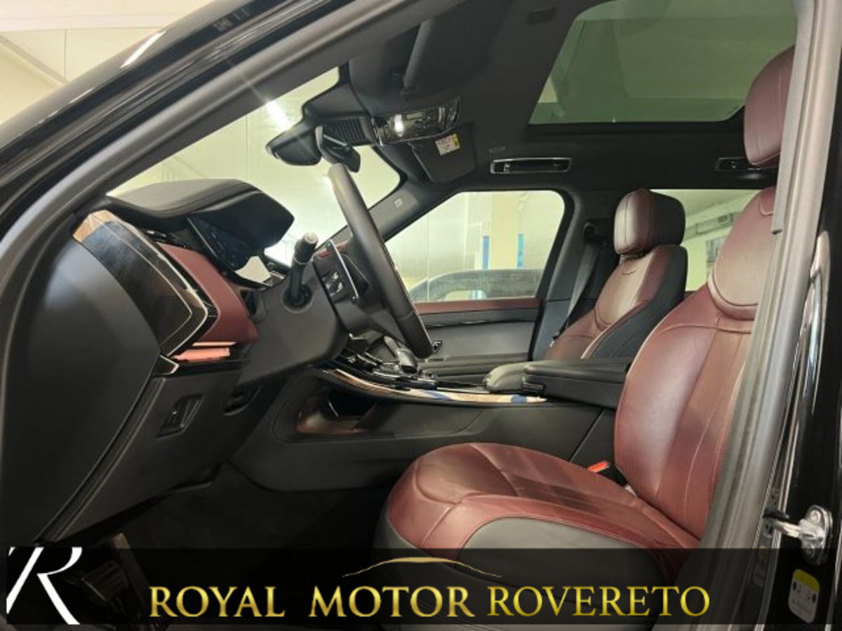 Land Rover Range Rover Sport 3.0D l6 249 CV HSE Dynamic Stealth (8)