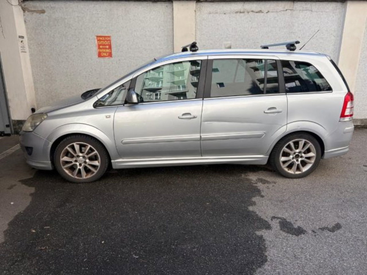 Opel Zafira 1.7 CDTI 125CV Cosmo (14)