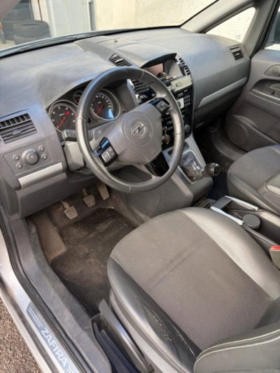 Opel Zafira 1.7 CDTI 125CV Cosmo (6)