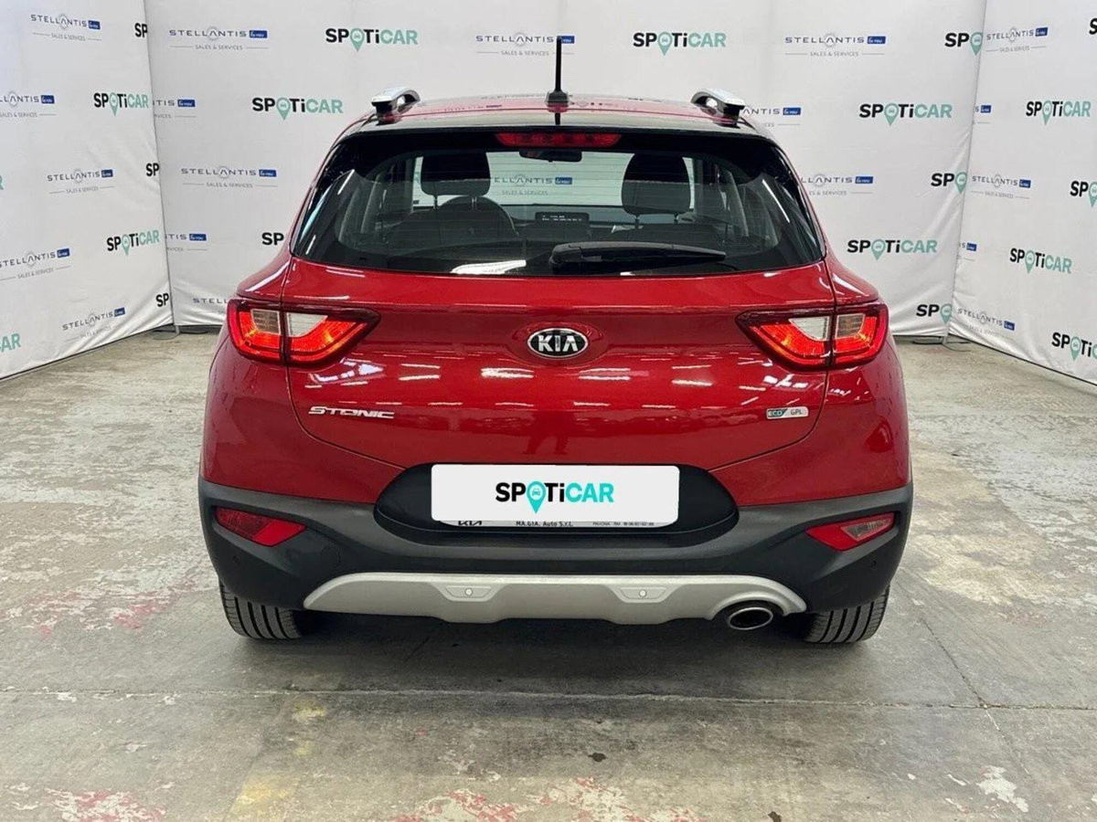 Kia Stonic 1.2 ECO GPL Style (4)