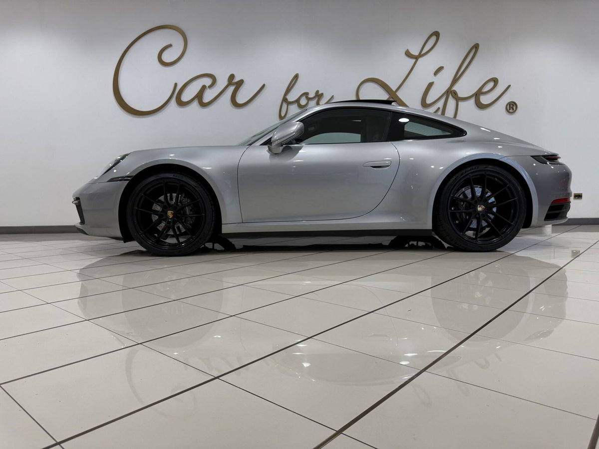 Porsche 911 Coupé Carrera 4S (13)