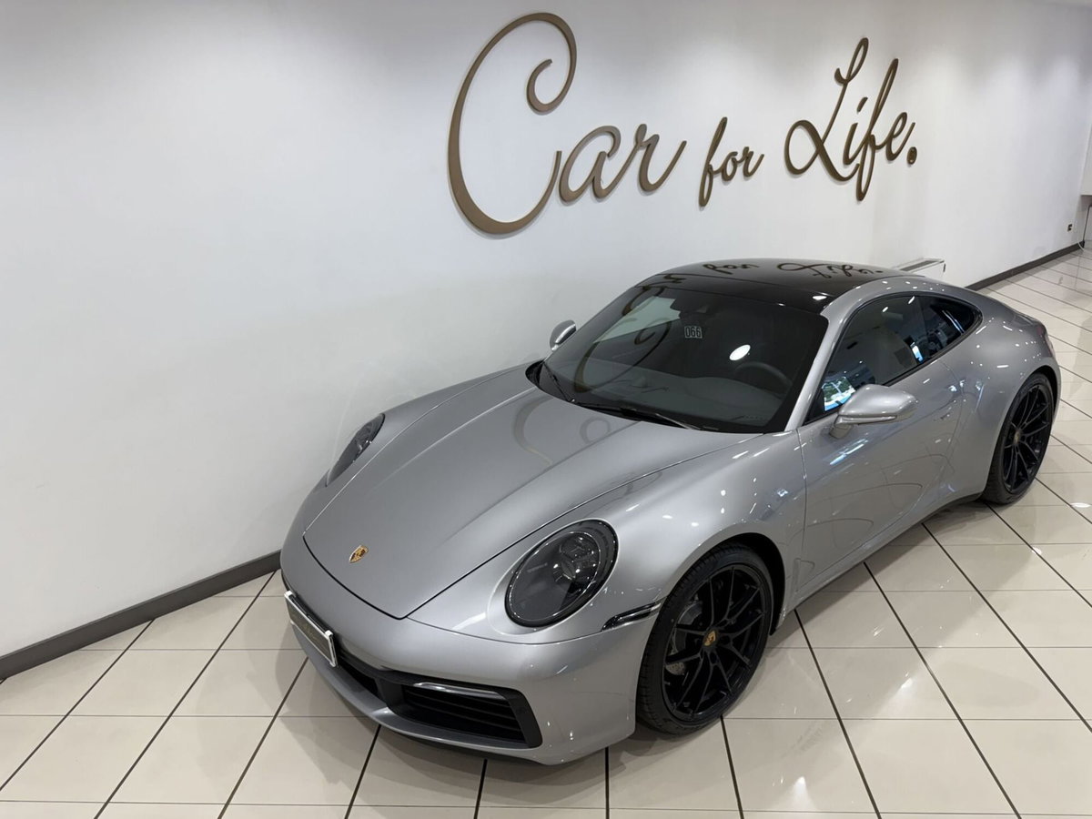 Porsche 911 Coupé Carrera 4S (7)