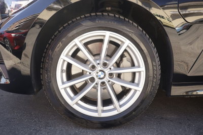 BMW Serie 3 Touring 330e  Msport (5)