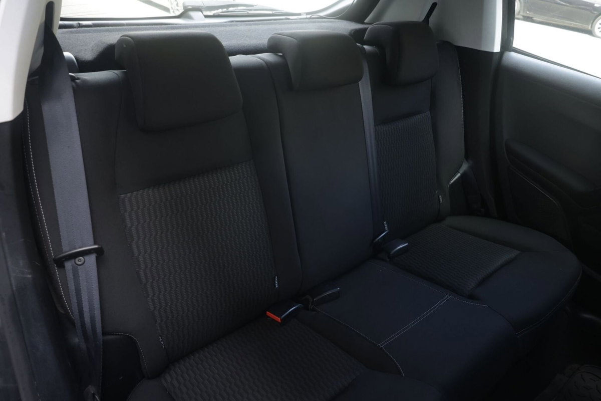 Peugeot 208 82 5 porte Allure (12)