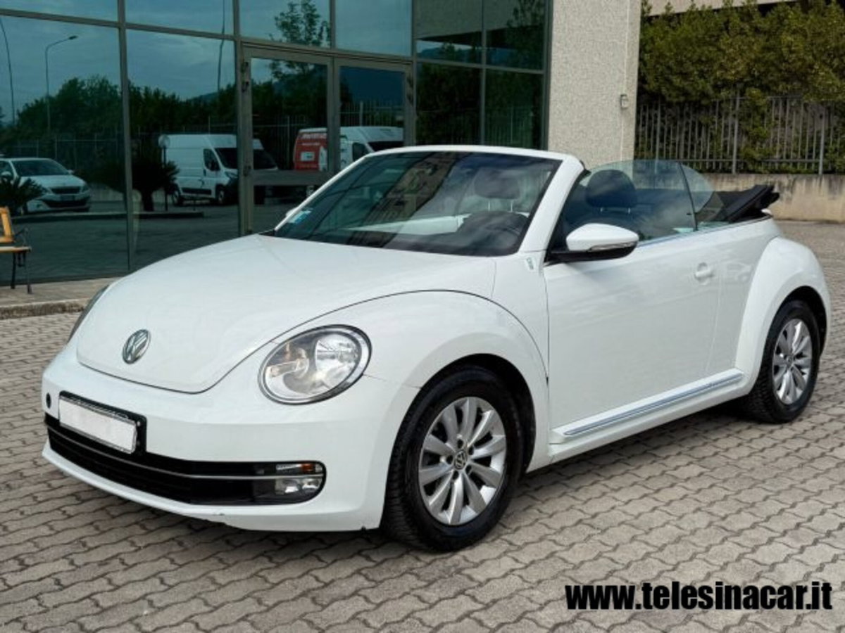 Volkswagen Maggiolino Cabrio 1.6 TDI Design (2)
