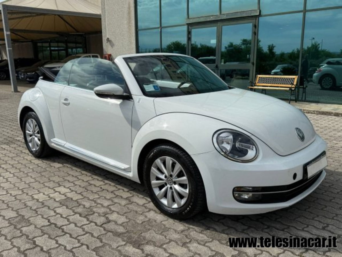 Volkswagen Maggiolino Cabrio 1.6 TDI Design (4)