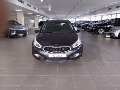 Kia cee'd Sport Wagon 1.6 CRDi 110 CV SW Cool (2)