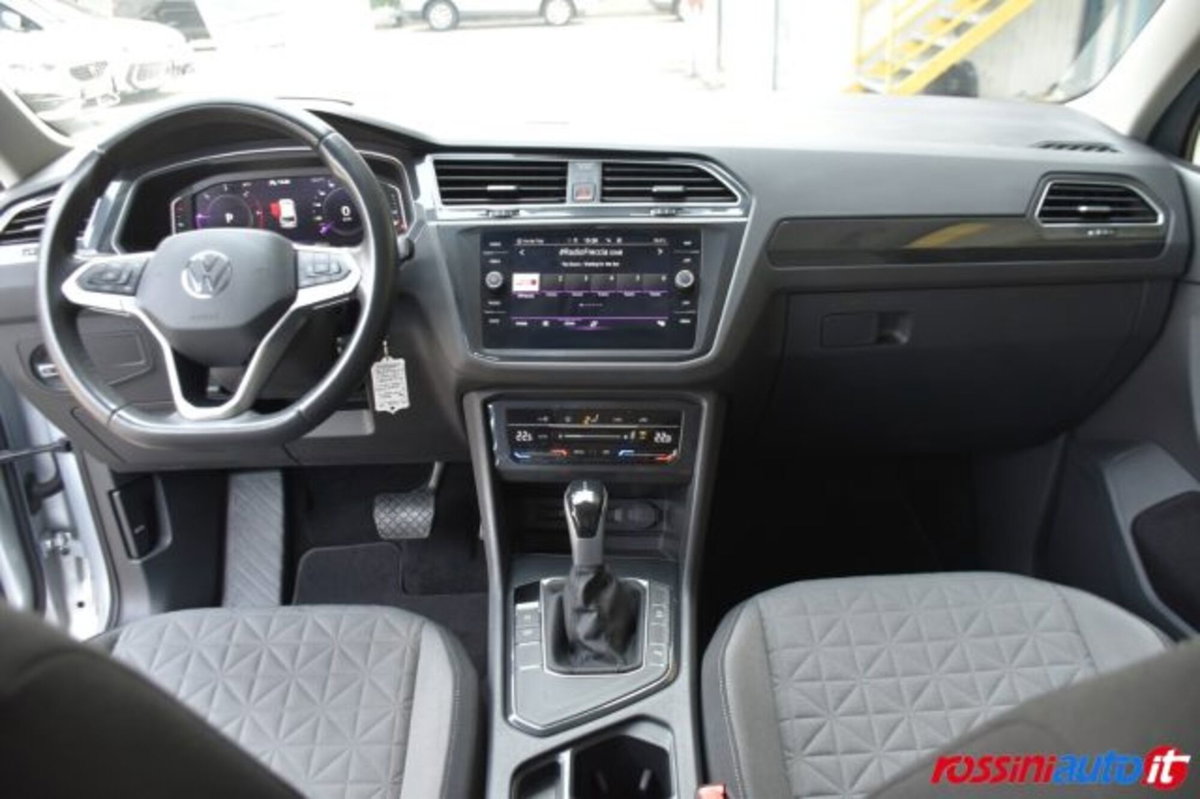 Volkswagen Tiguan Allspace 2.0 tdi Life 150cv dsg (11)