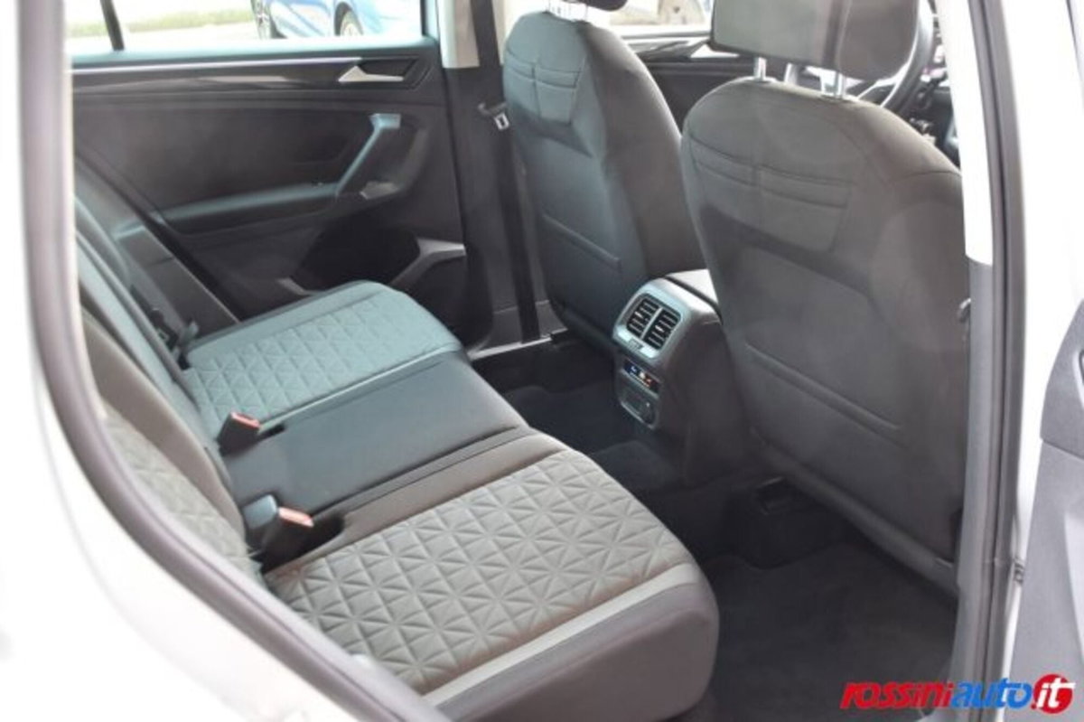 Volkswagen Tiguan Allspace 2.0 tdi Life 150cv dsg (14)