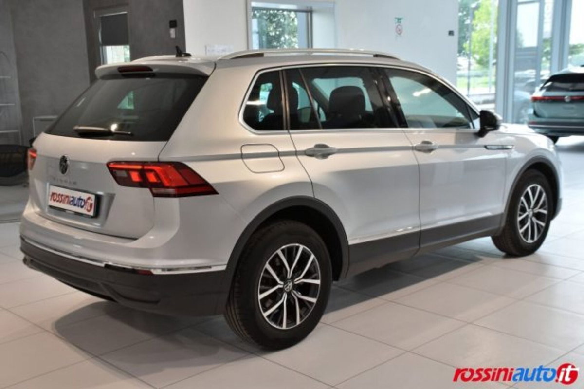 Volkswagen Tiguan Allspace 2.0 tdi Life 150cv dsg (5)