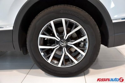 Volkswagen Tiguan Allspace 2.0 tdi Life 150cv dsg (9)