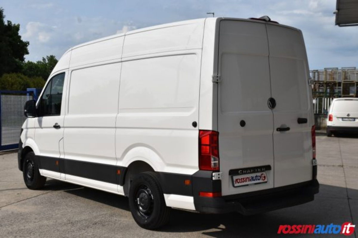 Volkswagen Veicoli Commerciali Crafter Furgone 35 2.0 tdi 140cv L3H3 Logistic auto (3)