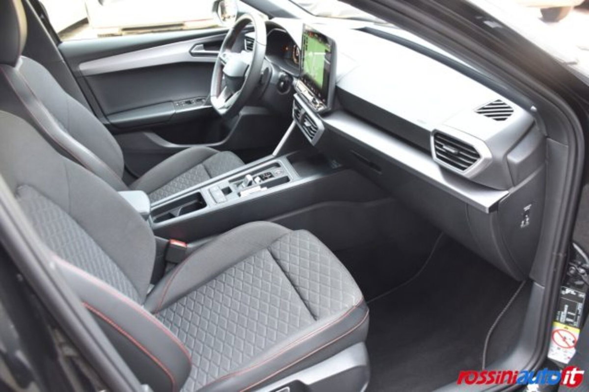 SEAT Leon ST Sportstourer 2.0 TDI 150 CV 4Drive DSG FR (14)