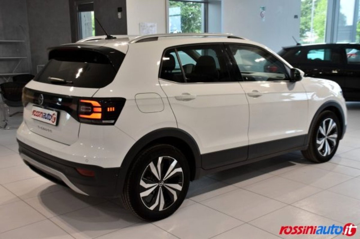 Volkswagen T-Cross 1.0 TSI 110 CV DSG Advanced (5)