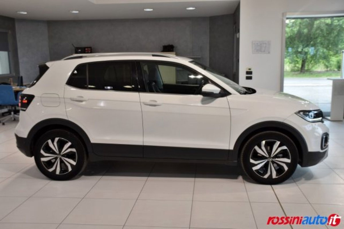 Volkswagen T-Cross 1.0 TSI 110 CV DSG Advanced (6)