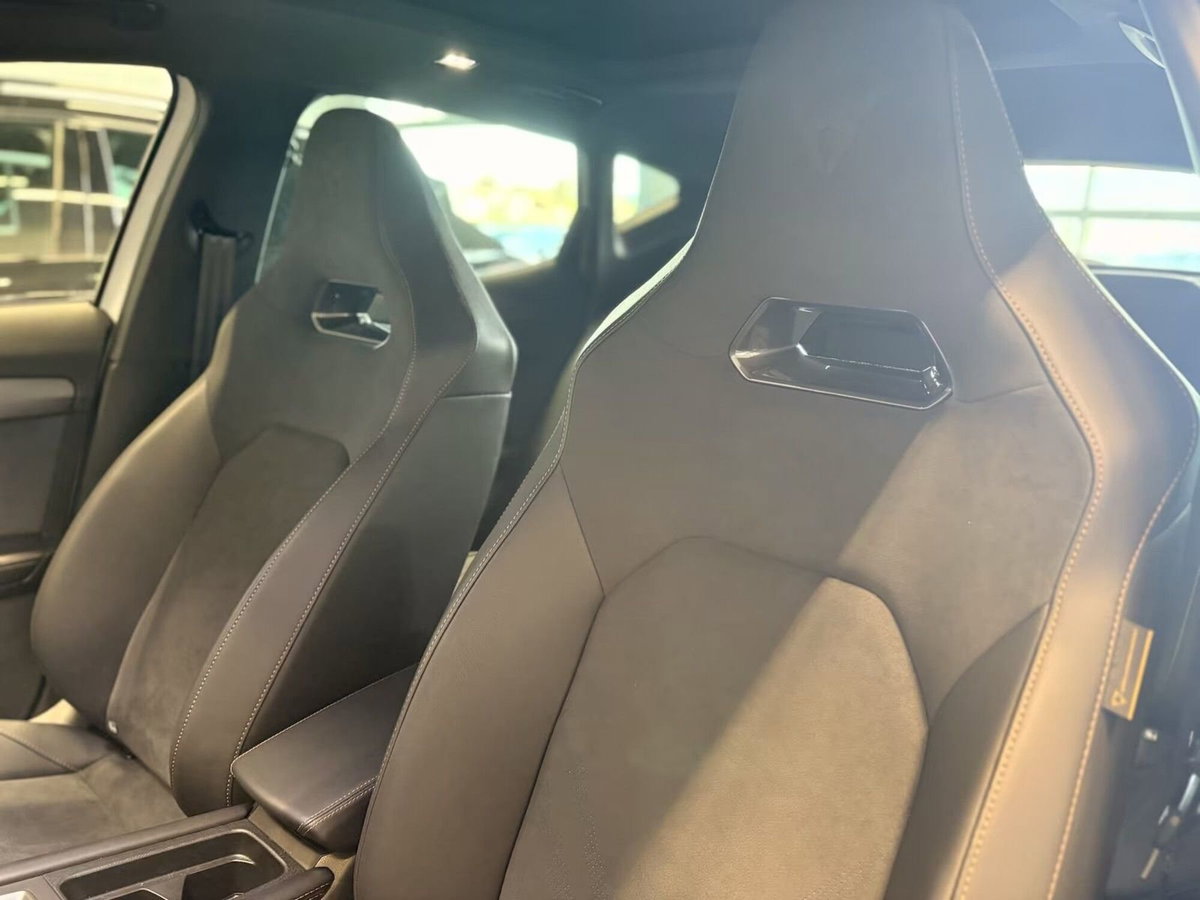 Cupra Formentor Formentor 1.4 e-Hybrid DSG (10)