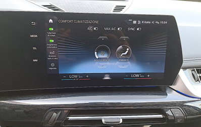BMW X1 sdrive18d X-Line auto (18)