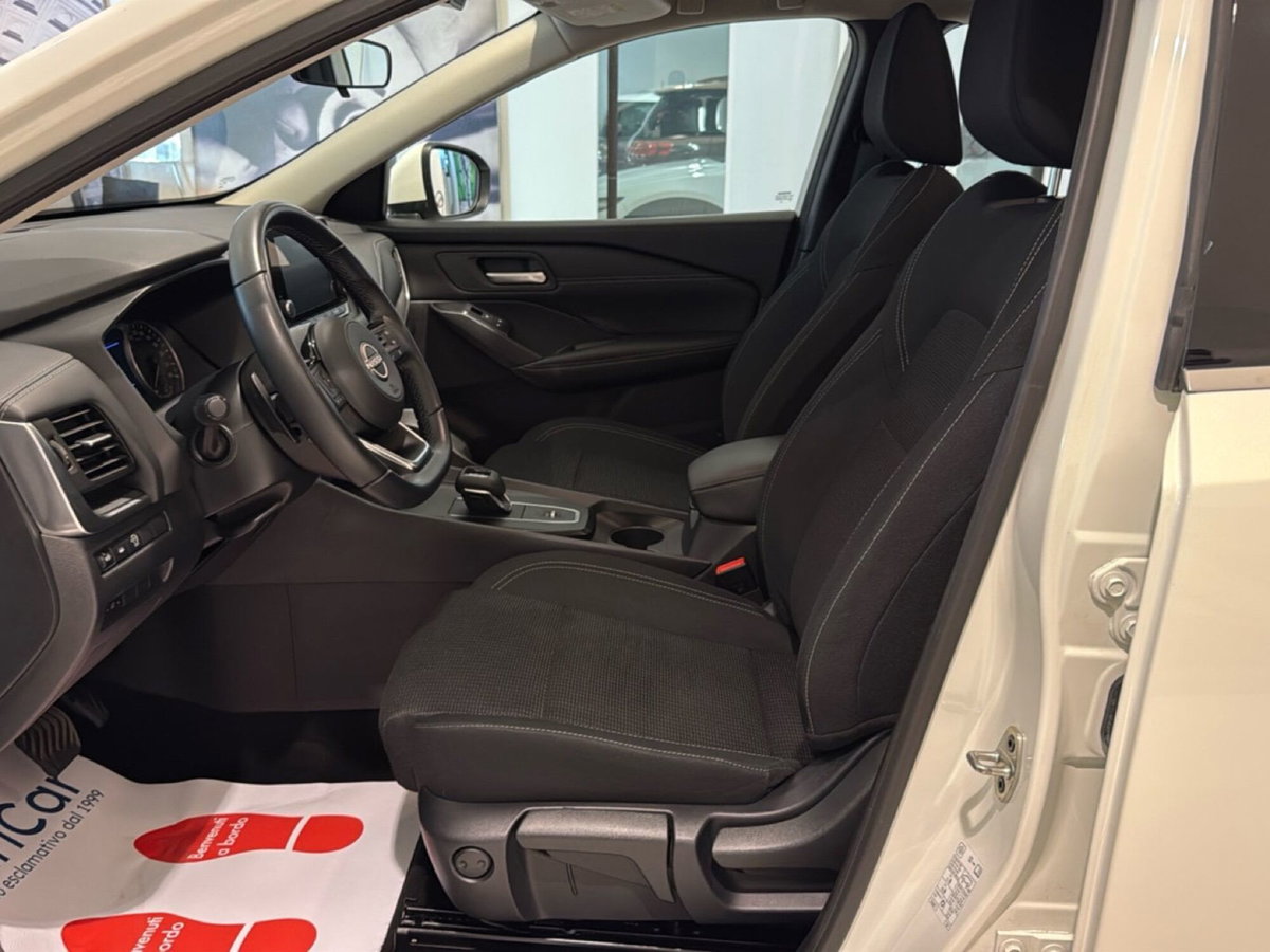 Nissan Qashqai 1.3 mhev Tekna+ 4wd 158cv xtronic (18)