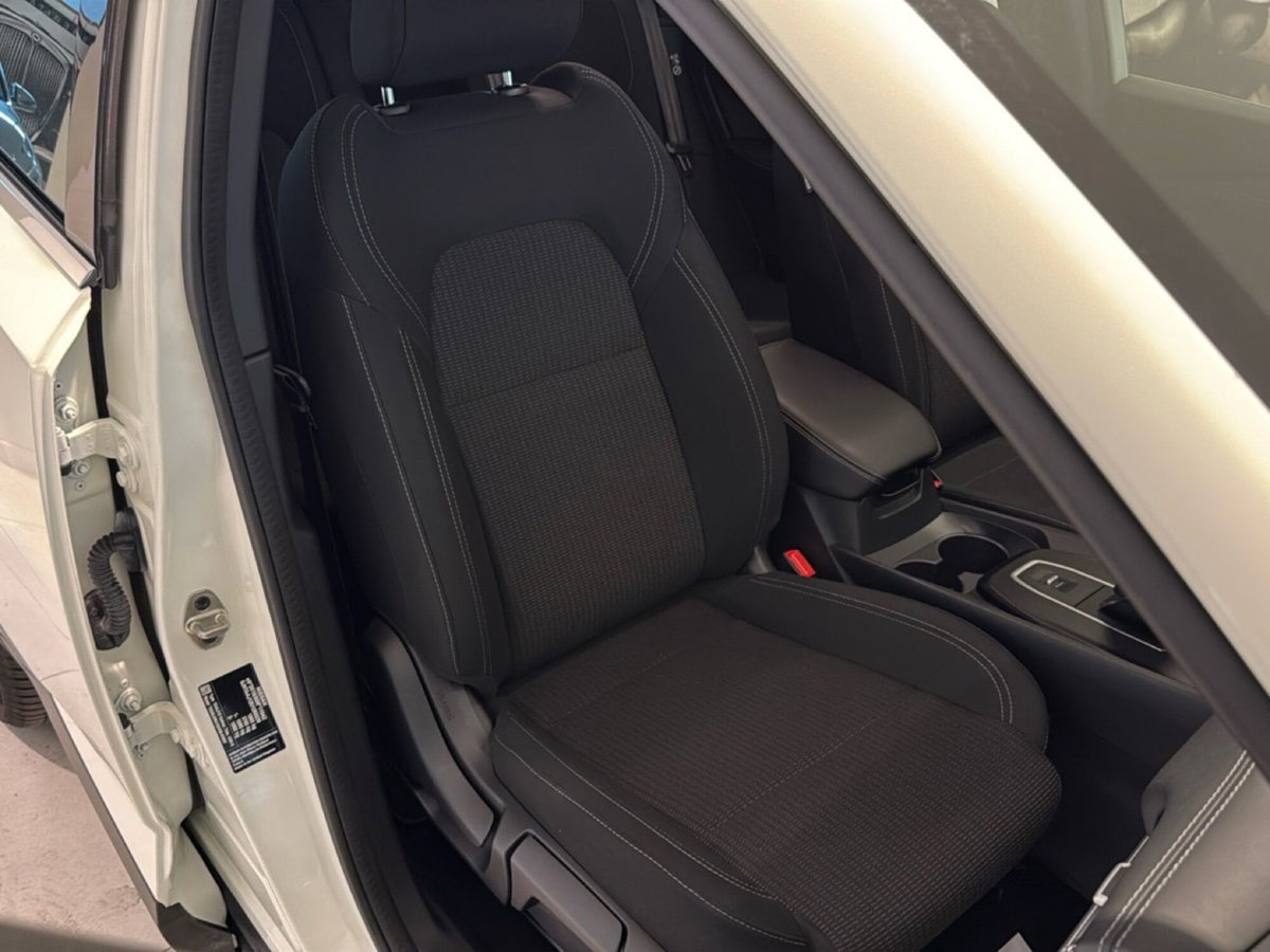 Nissan Qashqai 1.3 mhev Tekna+ 4wd 158cv xtronic (5)