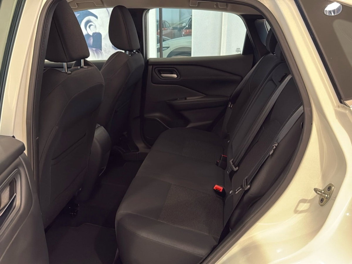 Nissan Qashqai 1.3 mhev Tekna+ 4wd 158cv xtronic (8)