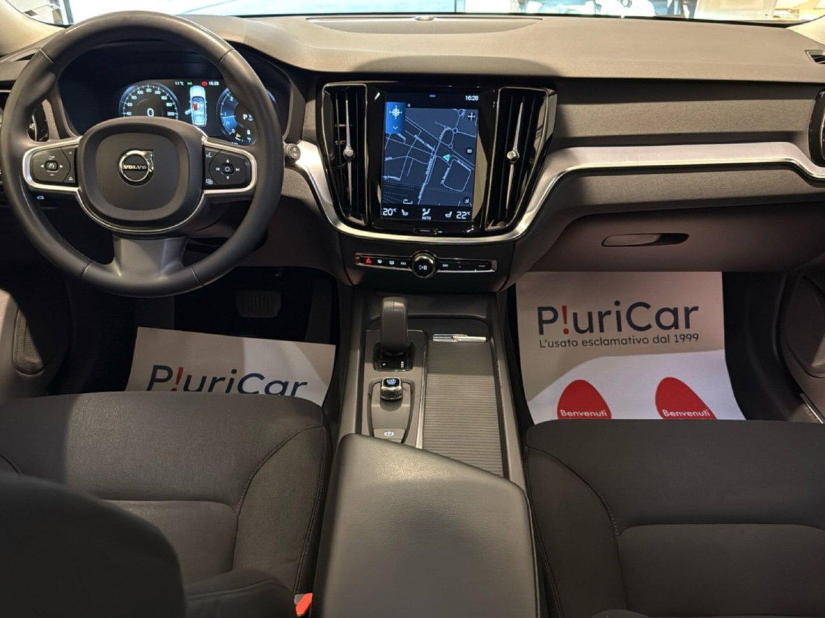 Volvo V60 B4 Geartronic R-design (4)