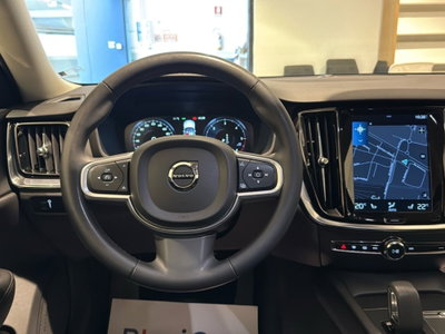 Volvo V60 B4 Geartronic R-design (9)