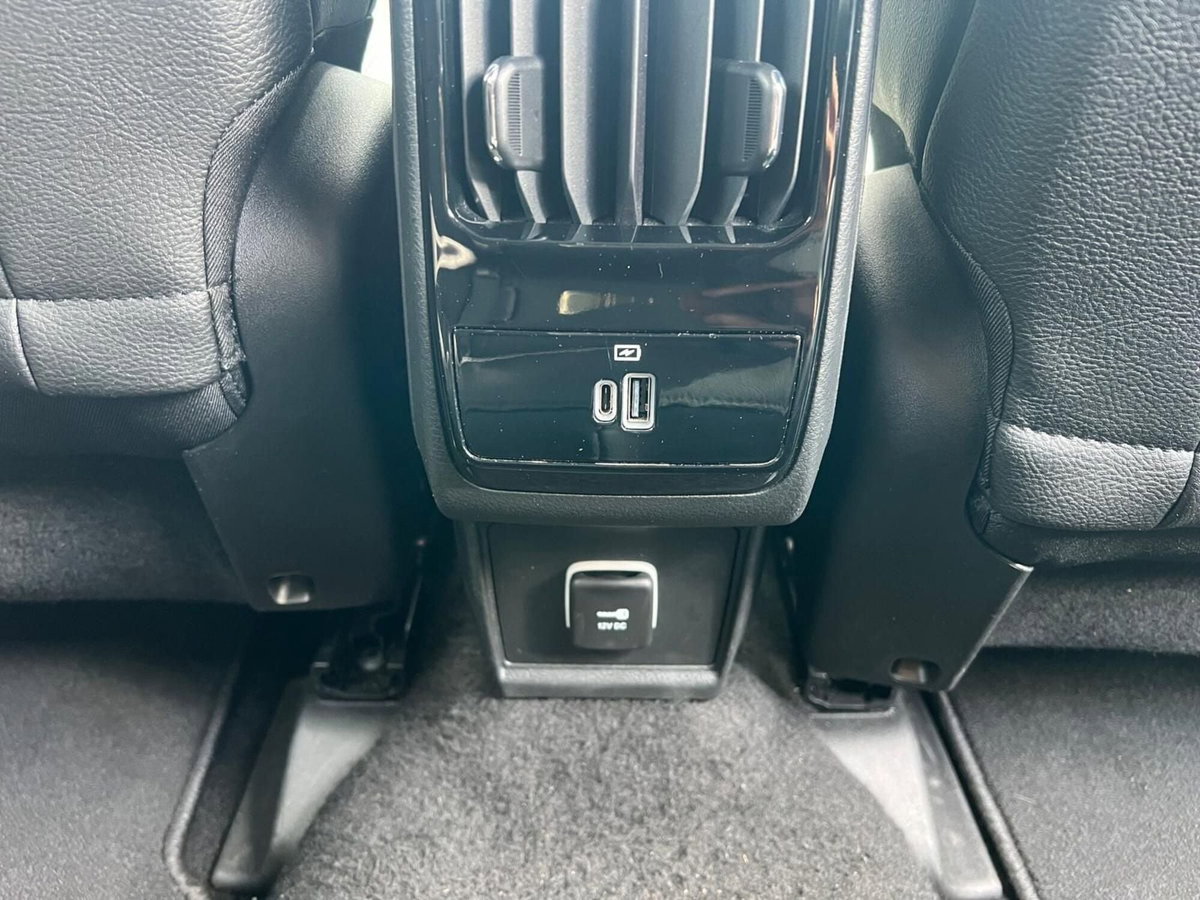 Jeep Compass 1.5 turbo t4 mhev Summit 2wd 130cv dct (16)