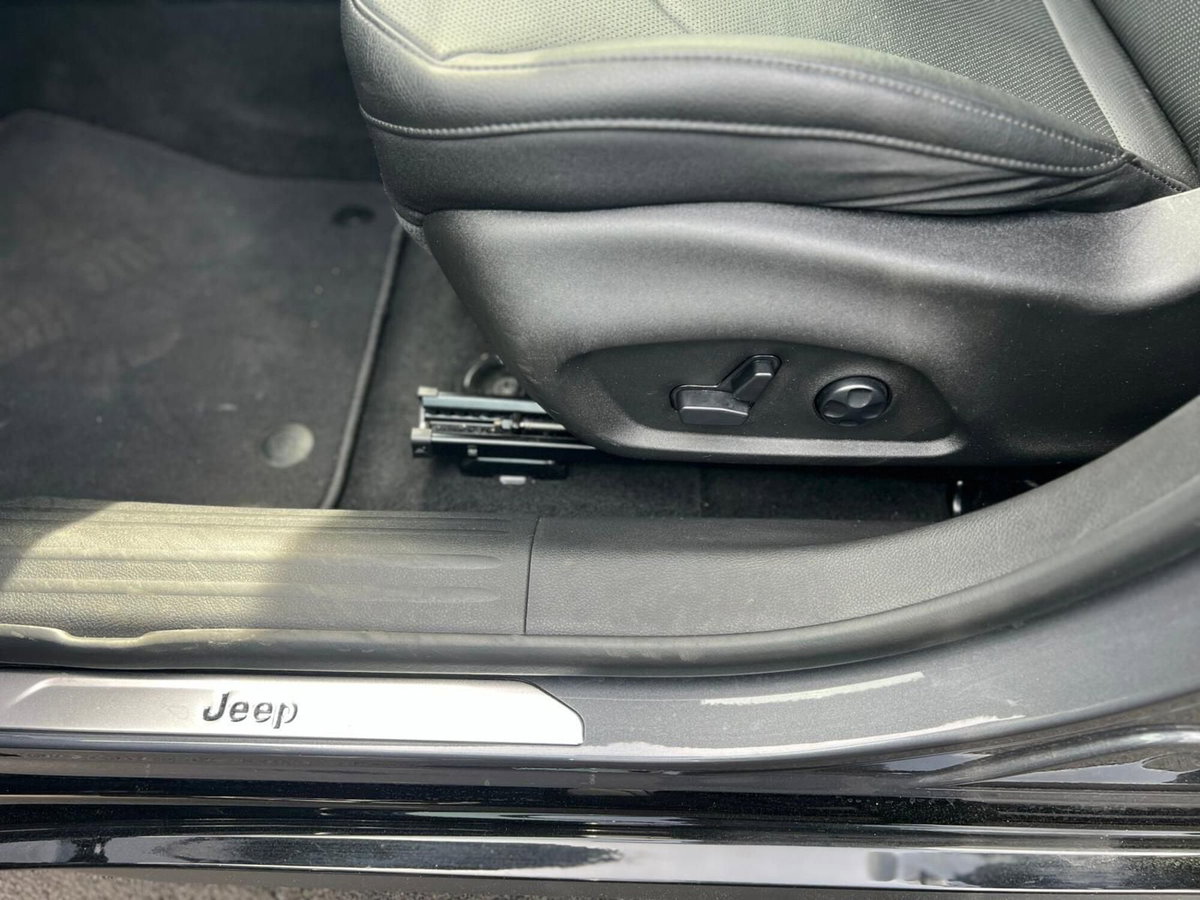 Jeep Compass 1.5 turbo t4 mhev Summit 2wd 130cv dct (8)