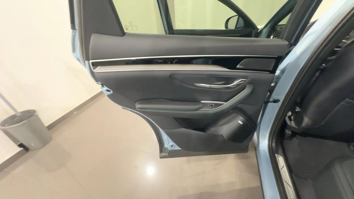 Byd Seal U DM-i 1.5 phev Boost 2wd (20)