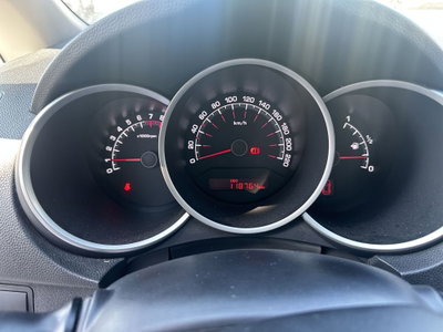 Kia Venga 1.4 GPL Active (13)