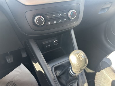 Kia Venga 1.4 GPL Active (18)