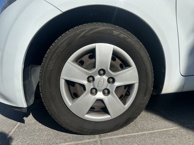Kia Venga 1.4 GPL Active (7)