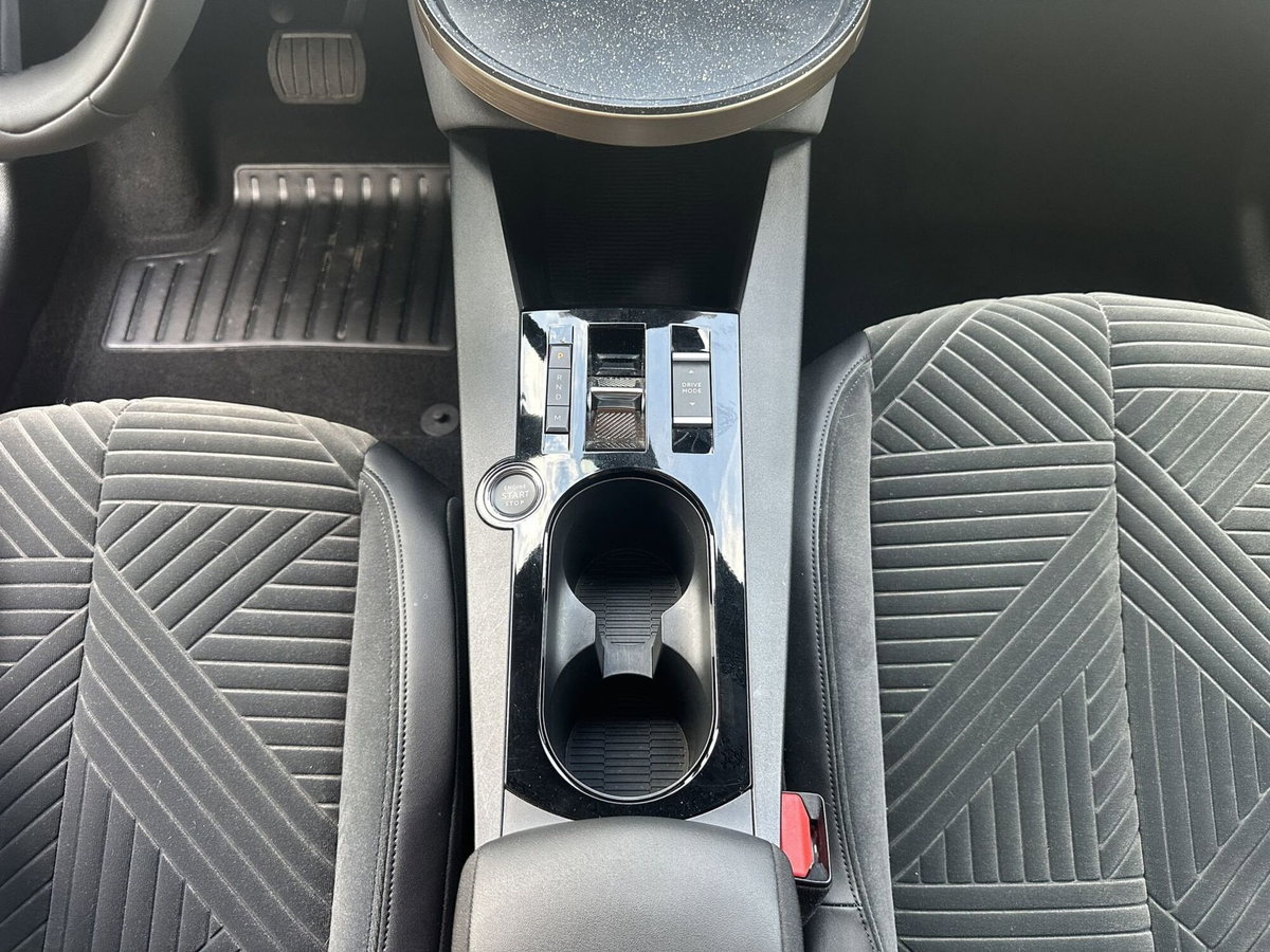 Lancia Ypsilon 1.2 mhev LX 110cv e-dct (14)