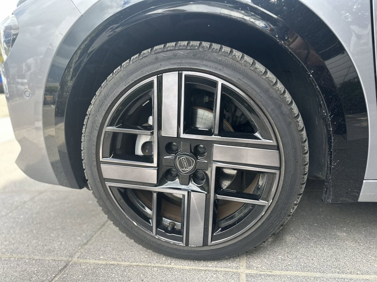 Lancia Ypsilon 1.2 mhev LX 110cv e-dct (8)
