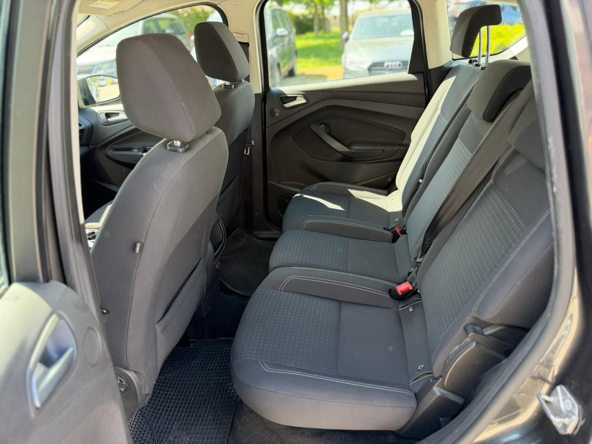 Ford C-Max 1.6 120CV GPL Titanium (18)