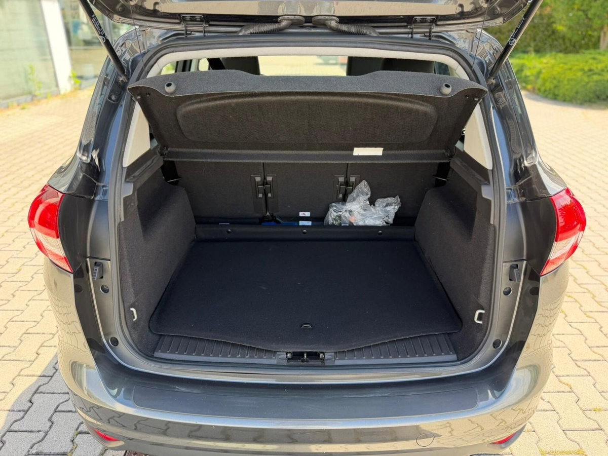 Ford C-Max 1.6 120CV GPL Titanium (9)