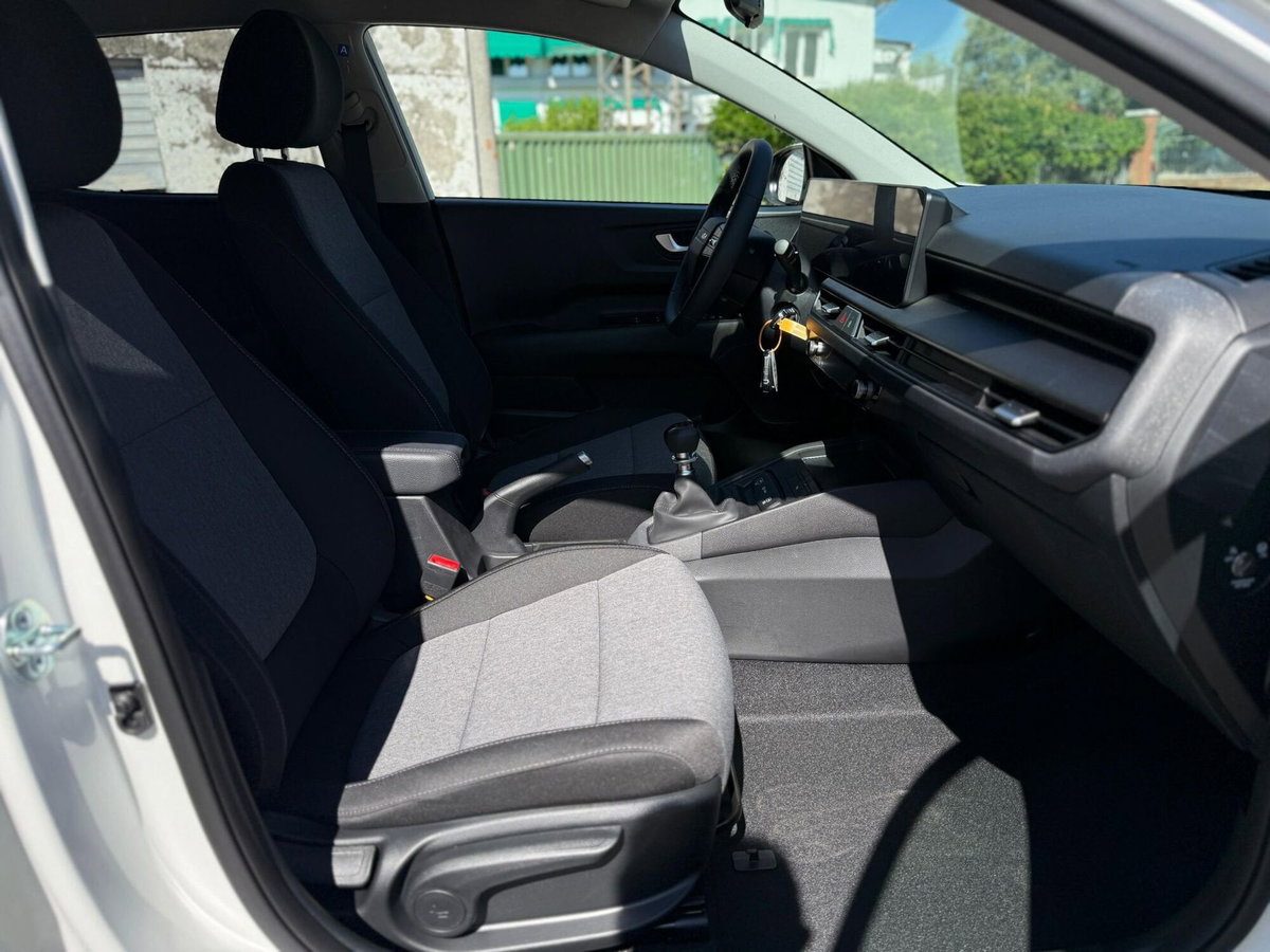 Kia Stonic 1.0 t-gdi Style (13)