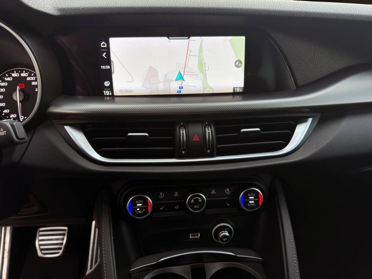 Alfa Romeo Stelvio Stelvio 2.2 Turbodiesel 210 CV AT8 Q4 Veloce (15)