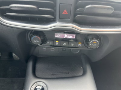 Nissan Juke 1.0 dig-t N-Connecta 114cv (10)