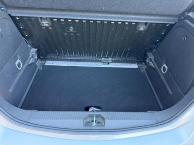Opel Corsa Coupé 1.2 Innovation (9)
