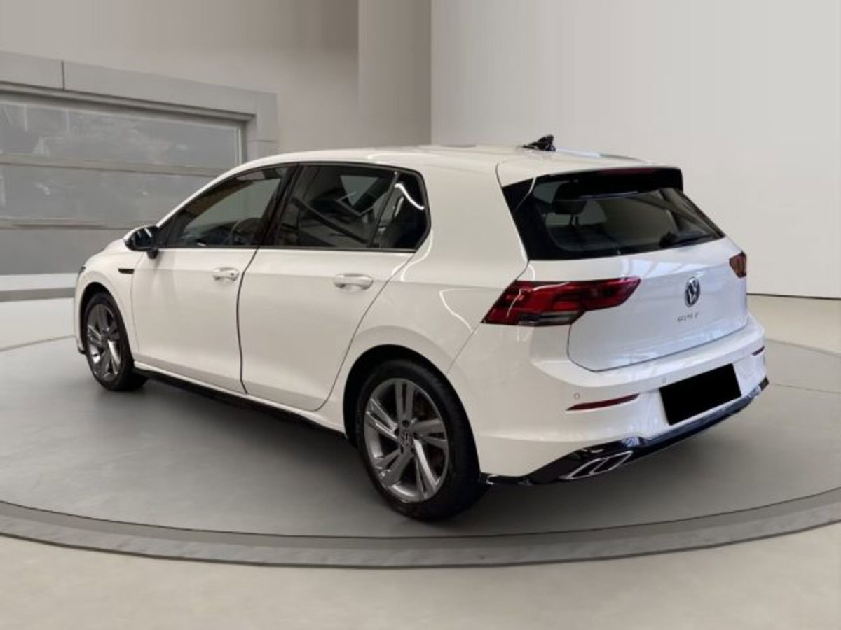 Volkswagen Golf 2.0 TDI 150 CV DSG SCR R-Line (3)