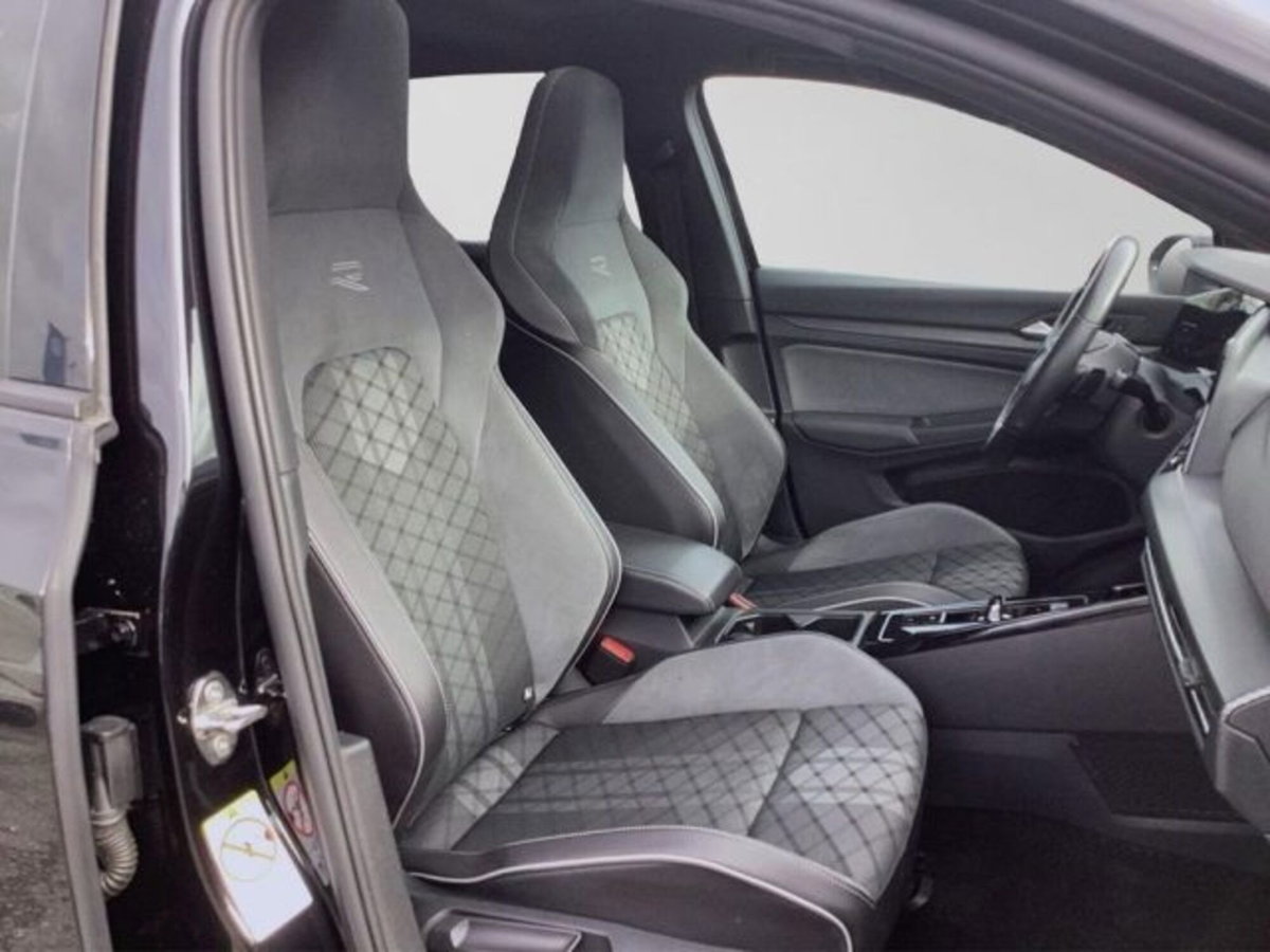 Volkswagen Golf Variant 2.0 TDI 150 CV DSG SCR 4Motion R-Line (3)