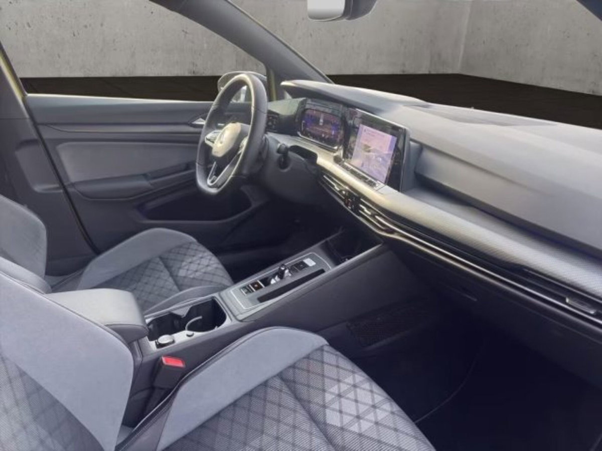 Volkswagen Golf 2.0 TDI 150 CV DSG SCR R-Line (10)