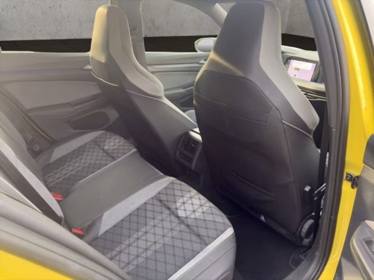 Volkswagen Golf 2.0 TDI 150 CV DSG SCR R-Line (11)