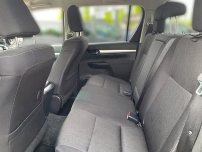 Toyota Hilux 2.D-4D 4WD porte Double Cab Lounge (17)