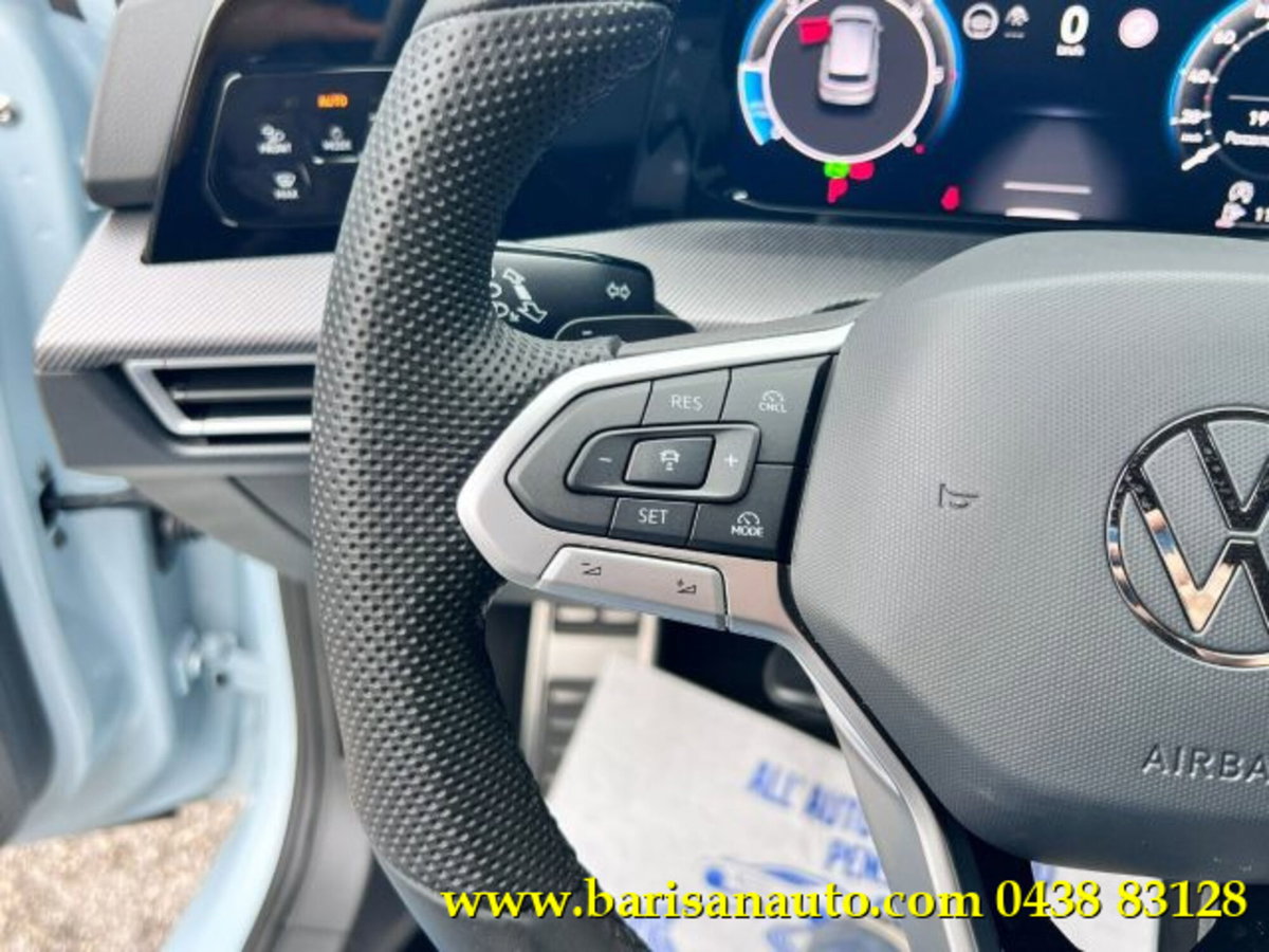 Volkswagen Golf 2.0 TDI 150 CV DSG SCR R-Line (19)